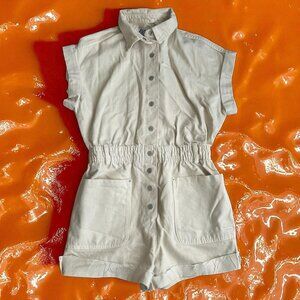 ZARA Women's Beige Buttoned Romper Size Medium